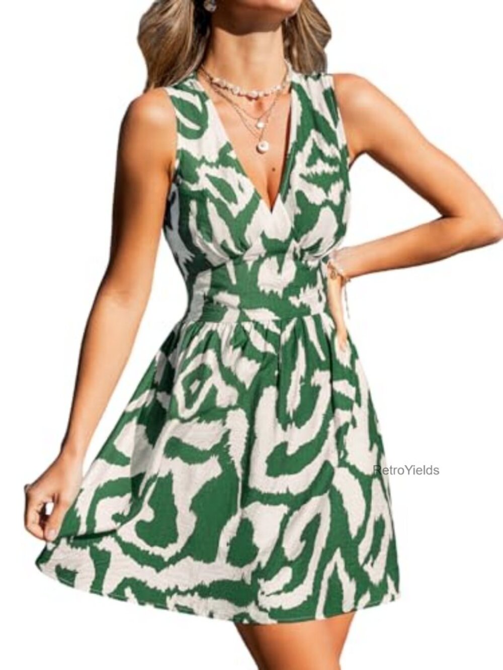CUPSHE Women Summer Mini Dress V Neck Smocked Waist Sleeveless Tropical
